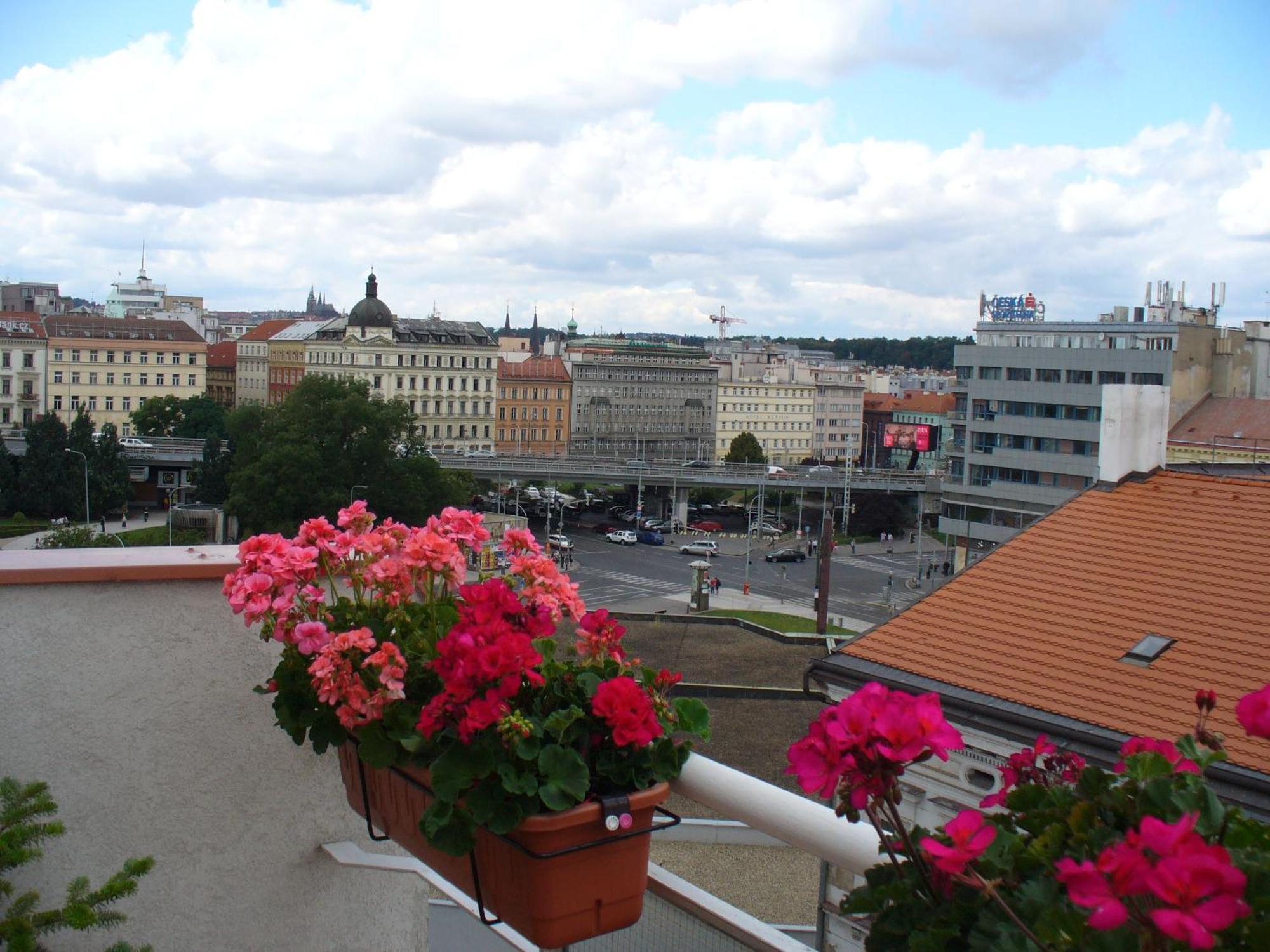 Terrace Studio Double Praga Exterior foto